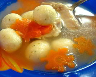 Суп с сырными клецками из манки Детям