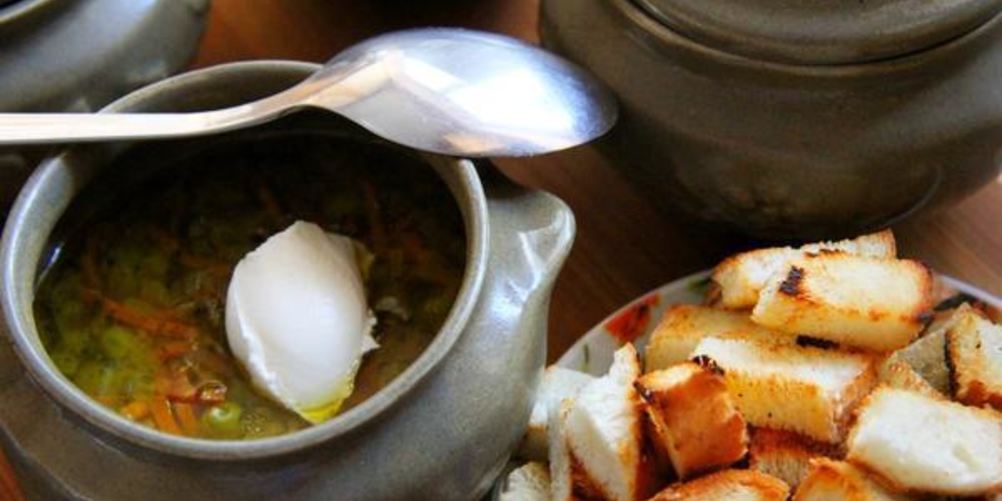 Рецепт супа с зеленым горошком в горшочке