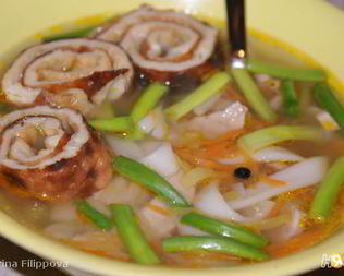 Суп со свининой и лапшой Удон