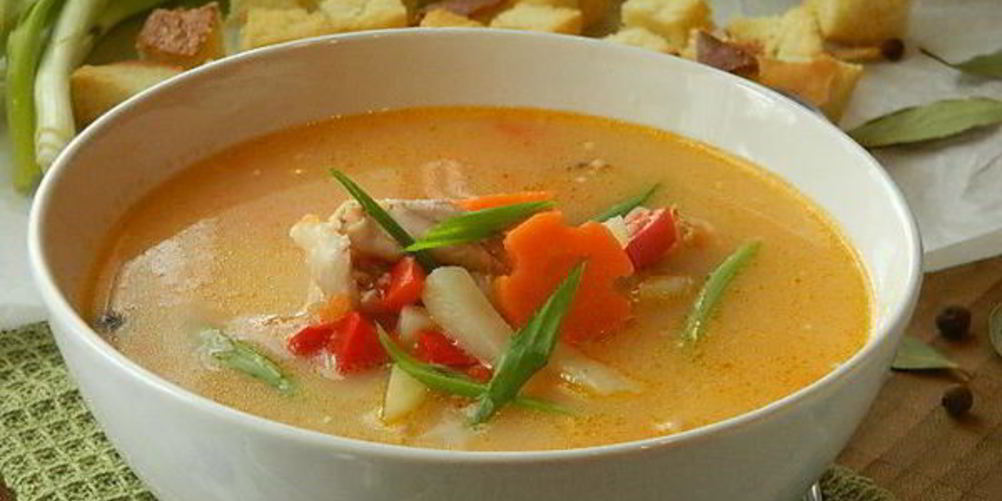 Рецепт сырно-томатного суп на курином бульоне