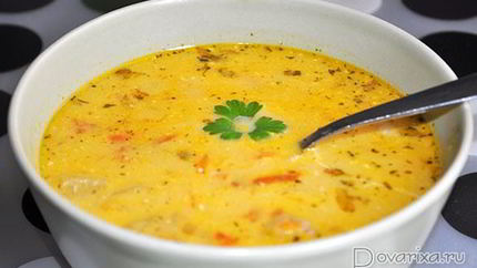 Сырный куриный суп с помидорами