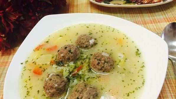 сырный суп с фрикадельками