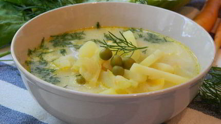 Сырный суп с горошком и капустой