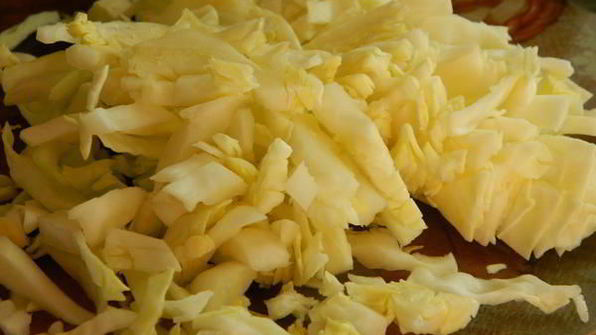 сырный суп с горошком и капустой