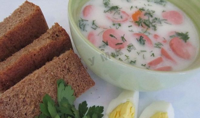 Сырный суп с колбасой и плавленным сыром