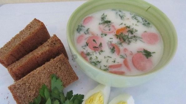 сырный суп с колбасой и плавленным сыром