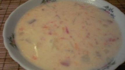 Сырный суп с курицей и помидорами