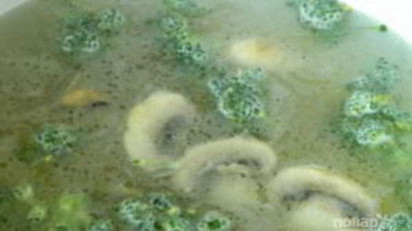 сырный суп с шампиньонами и брокколи