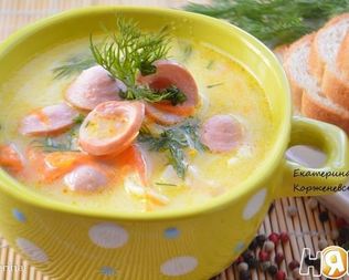 Сырный суп с сосисками