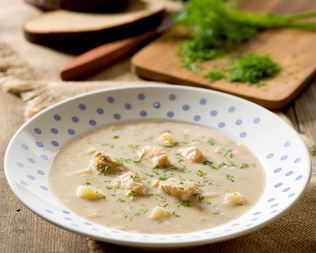 Карельская уха из лосося