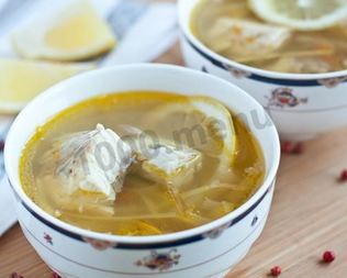 Рыбный суп уха из осетра