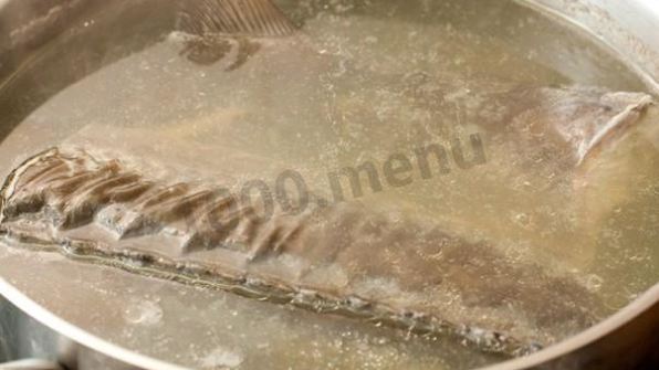 рыбный суп уха из осетра