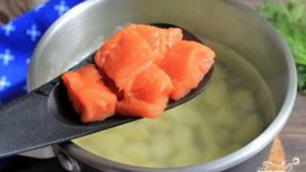 уха из форели по-фински со сливками