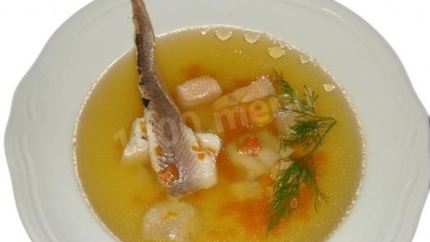 Уха из стерляди с речной рыбой