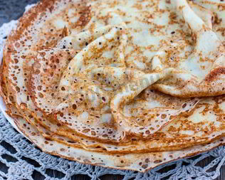 Ажурные блины на сливках