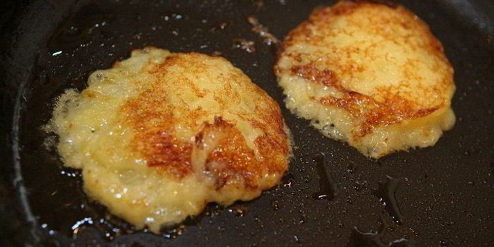 Рецепт литовских картофельных блинов со сметаной