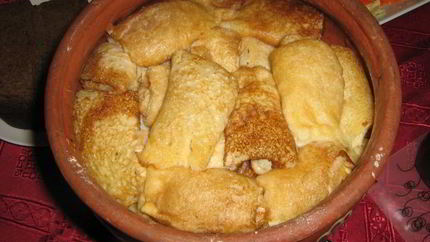 Налистники с яблоками и корицей