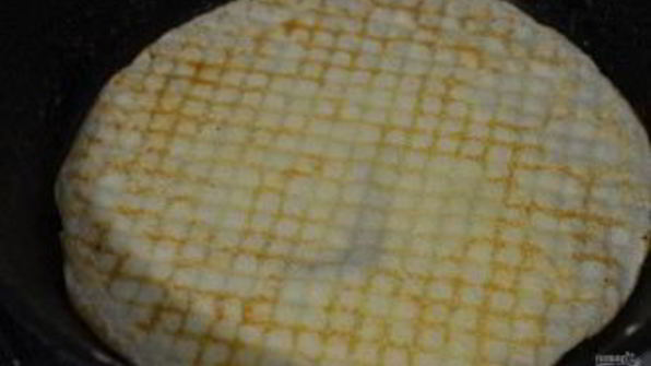 вегетарианские блинчики с картофельной начинкой