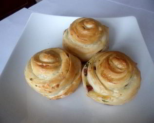 Булочки Аппетитные с сыром и ветчиной