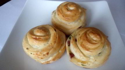 Булочки Аппетитные с сыром и ветчиной