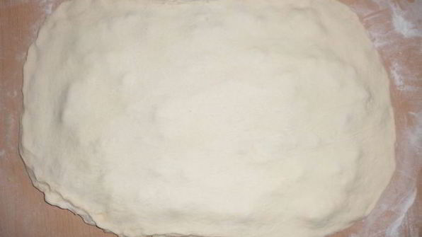 булочки аппетитные с сыром и ветчиной