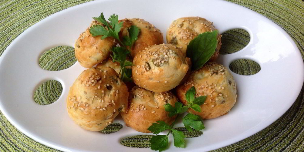 Рецепт булочек из дрожжевого теста с сыром