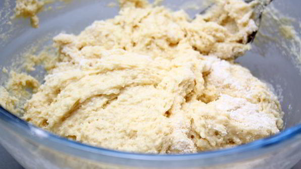 булочки с изюмом