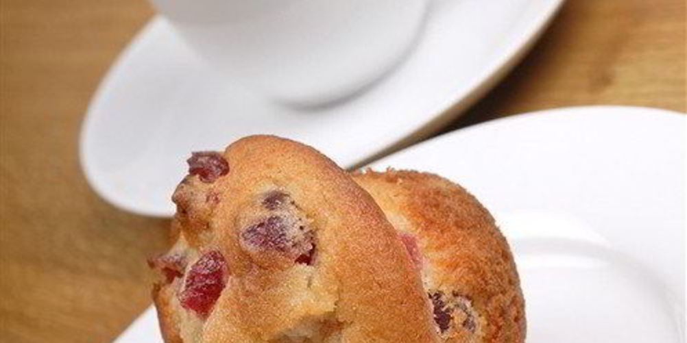 Рецепт булочек с вишней