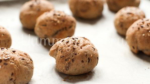 булочки со льном и кунжутом