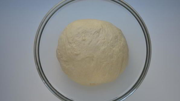 булочки-тюльпаны с колбасой