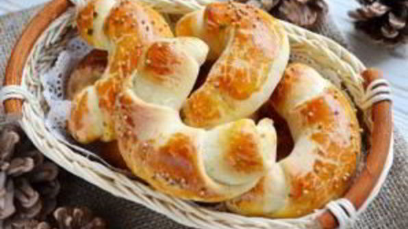 круассаны-рогалики с прованскими травами