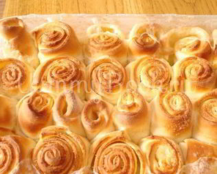 Осиное гнездо — венгерские булочки, печеные в молоке