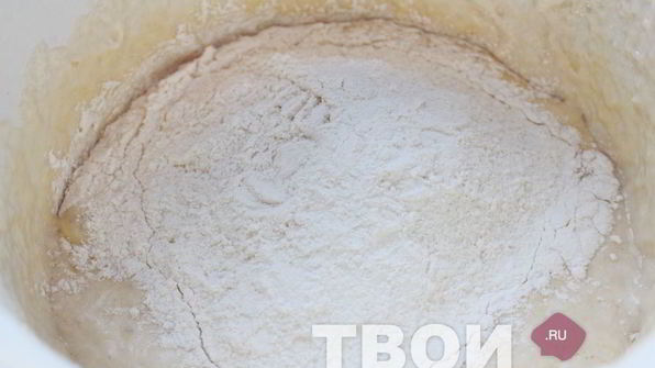 плюшки с корицей