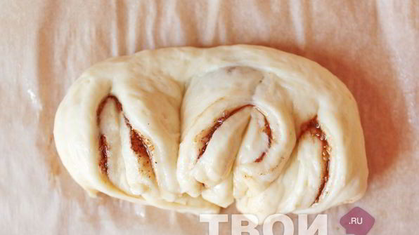 плюшки с корицей