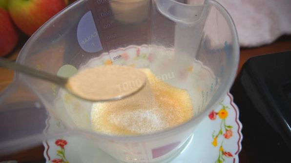 сдобные булочки с яблочной начинкой и ваше утро удалось