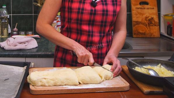 сдобные булочки с яблочной начинкой и ваше утро удалось