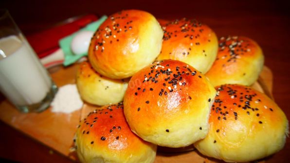 сдобные булочки с яблочной начинкой и ваше утро удалось