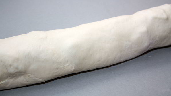 сырные булочки из слоеного теста