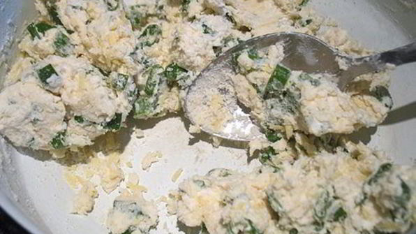 сырные булочки с яйцом