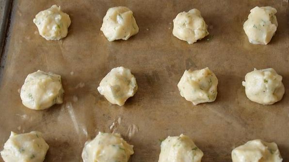 заварные булочки с сыром