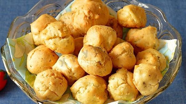 заварные булочки с сыром