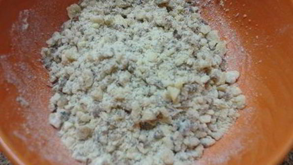 ореховый чизкейк с карамельным соусом