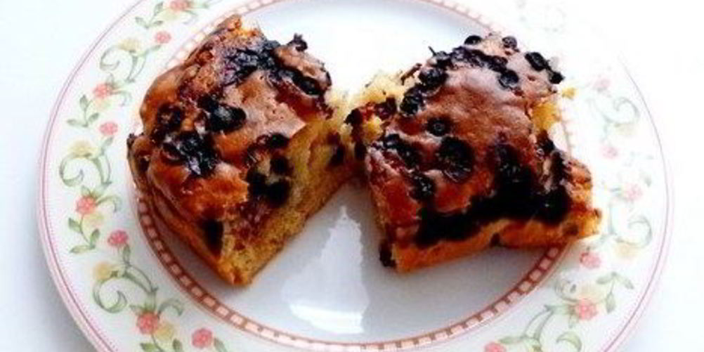 Рецепт кекса с белым шоколадом и черникой