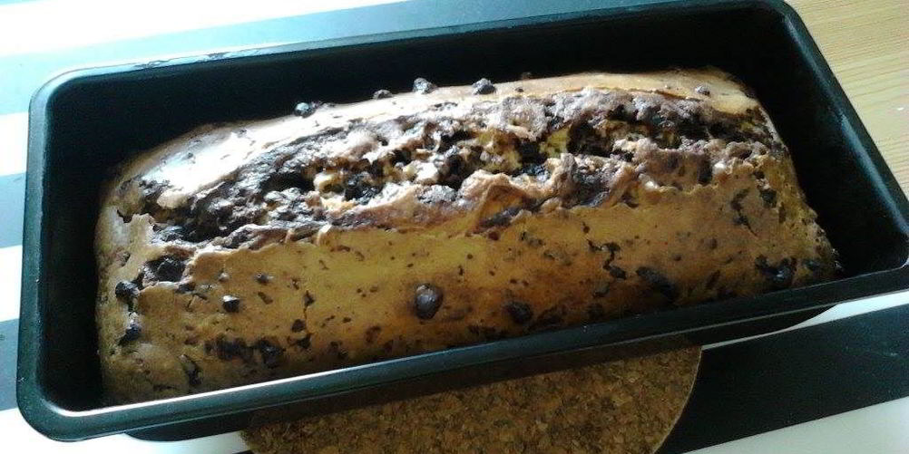 Рецепт кекса с шоколадом, орехами и маком