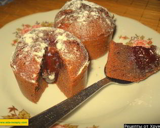 Кексы с жидкой шоколадной начинкой в формочках