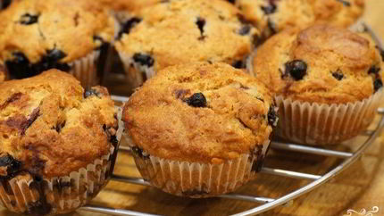 Кексы со смородиной на кефире