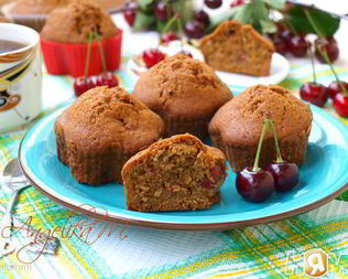 Кофейные кексы с вишней