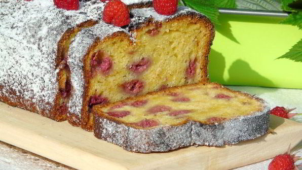 лимонный кекс с малиной и кабачком