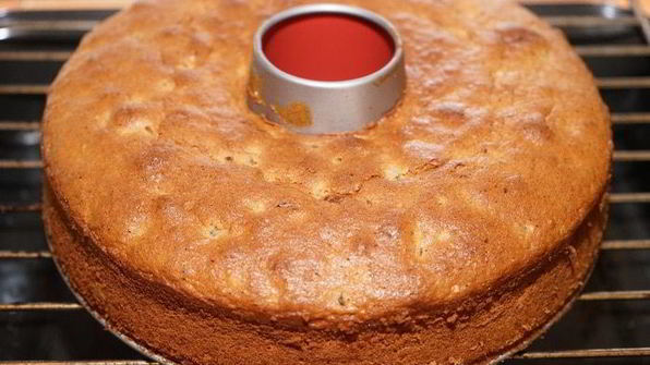 ореховый кекс с глинтвейном