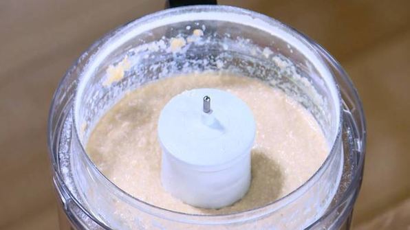 песочный кекс с изюмом